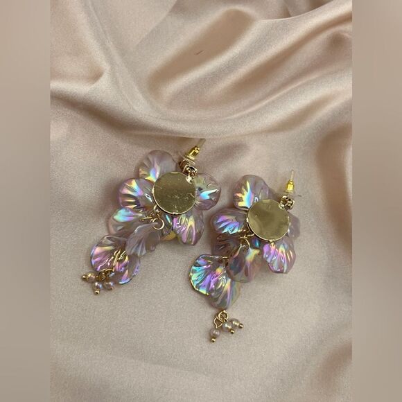 Iridescent Floral Statement Earrings – Elegant & Unique - Picture 7 of 7